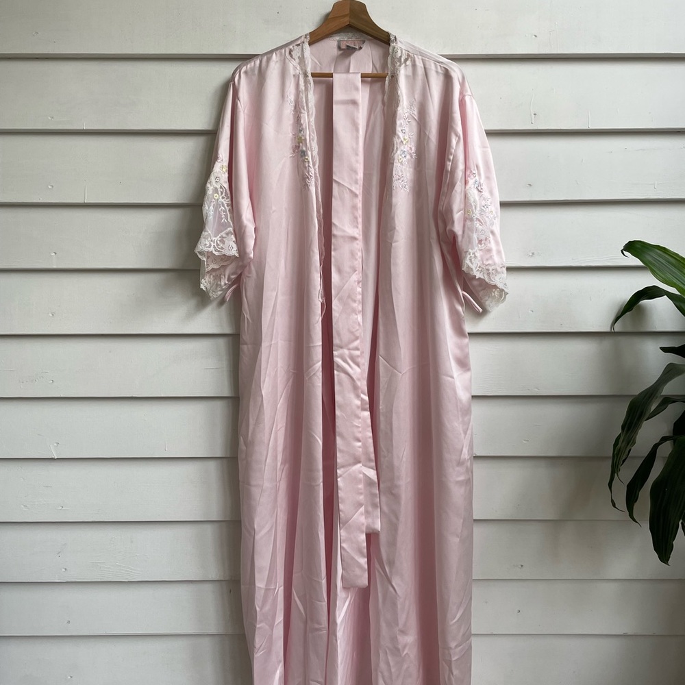 Vintage silk robe with lace sleeves
